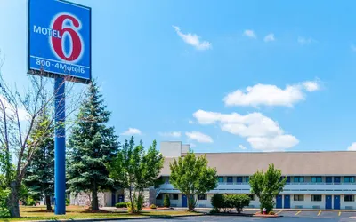 Motel 6 Southgate, MI - Detroit