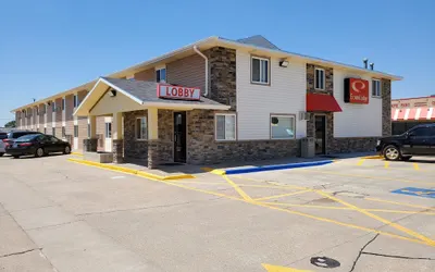 Econo Lodge Hays I-70