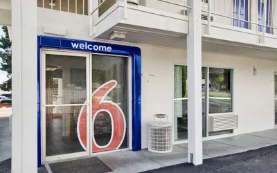 Motel 6 Everett, WA - North