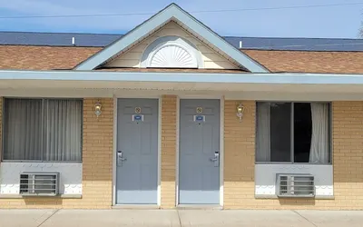 Thunderbird Inn