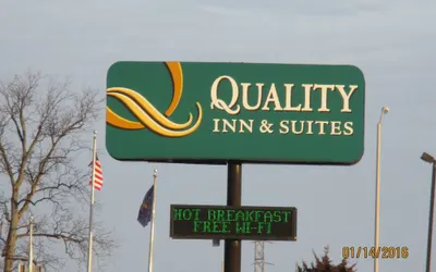 Quality Inn & Suites Greenfield I-70