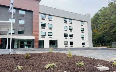 La Quinta Inn & Suites by Wyndham Atlanta Roswell