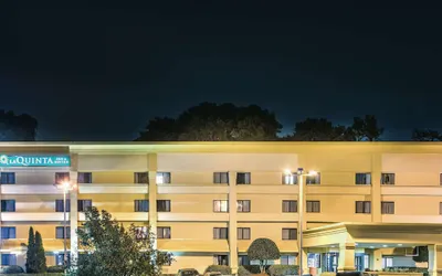 La Quinta Inn & Suites by Wyndham Atlanta Roswell