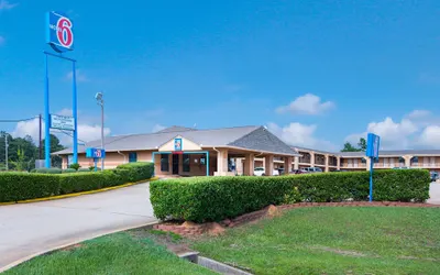 Motel 6 Marshall, TX