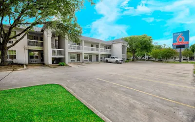 Studio 6 San Antonio, TX - Medical Center