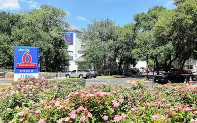 Studio 6 Austin, TX - Northwest