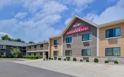 AmericInn by Wyndham Algona