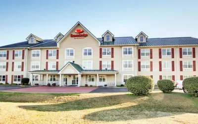 Econo Lodge & Suites