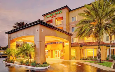 Courtyard by Marriott West Palm Beach Airport