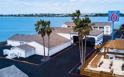 Motel 6 Portland, TX