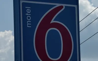 Motel 6 Richmond, KY – EKU Campus Area