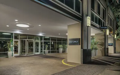 Courtyard by Marriott Charlotte City Center