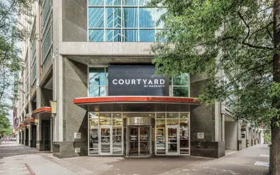 Courtyard by Marriott Charlotte City Center