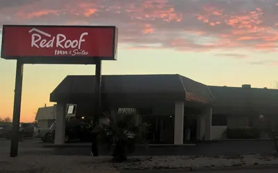 Red Roof Inn & Suites San Angelo