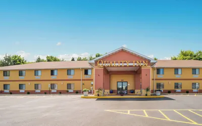 Quality Inn O'Fallon IL - St. Louis