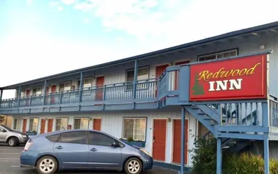 Redwood Inn