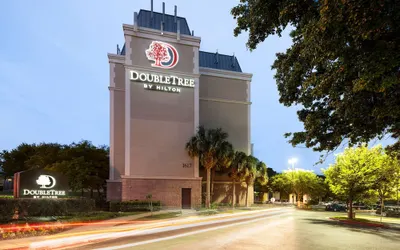 DoubleTree by Hilton Austin - University Area