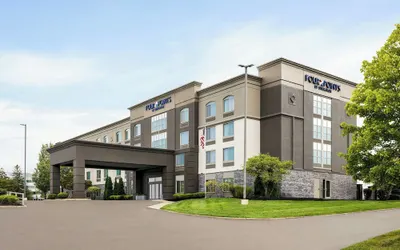 Four Points by Sheraton Columbus-Polaris