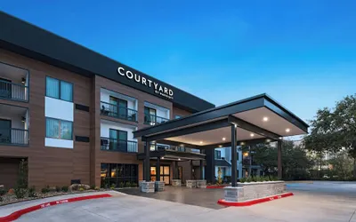Courtyard Houston The Woodlands