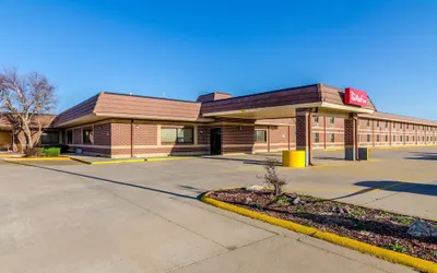 Red Roof Inn & Conference Center Wichita Airport