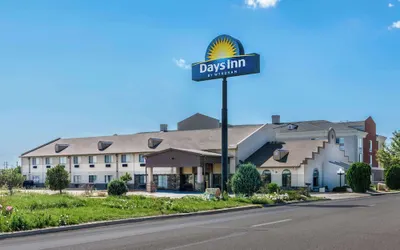 Days Inn by Wyndham Lamar