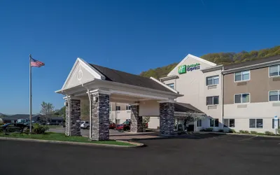 Holiday Inn Express Charleston-Kanawha City by IHG