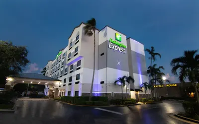 Holiday Inn Express & Suites Ft. Lauderdale Airport West, an IHG Hotel