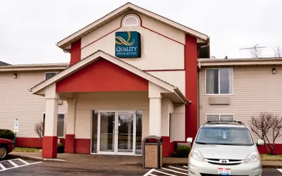 Quality Inn & Suites Middletown - Franklin