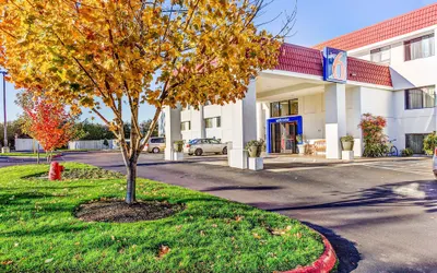 Motel 6 Portland, OR - Tigard West