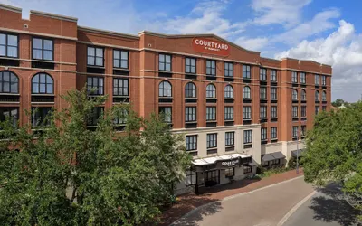 Courtyard by Marriott Savannah Downtown/Historic District