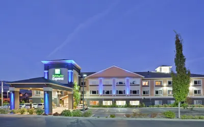 Holiday Inn Express & Suites Ashland, an IHG Hotel