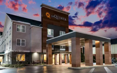 La Quinta Inn & Suites by Wyndham Lebanon