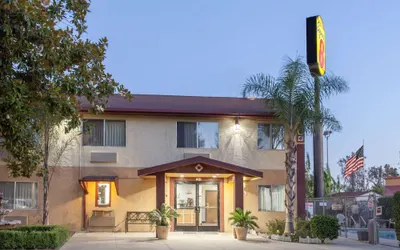 Super 8 by Wyndham Selma/Fresno Area