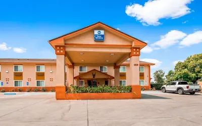 Best Western Antelope Inn & Suites