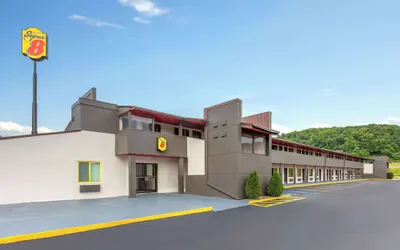 Super 8 by Wyndham Bridgeport/Clarksburg Area