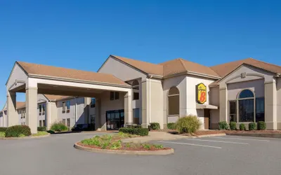 Super 8 by Wyndham Olive Branch