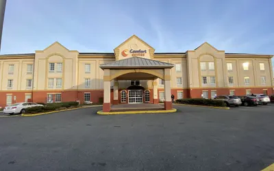 Comfort Suites Newark - Harrison