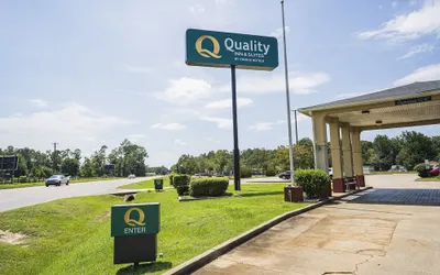 Quality Inn & Suites