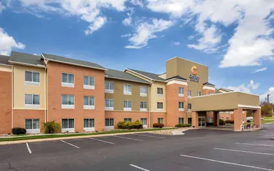 Comfort Inn & Suites Akron South