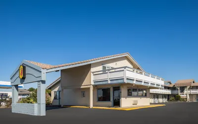 Super 8 by Wyndham Fort Bragg