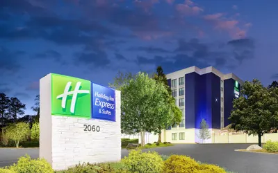 Holiday Inn Express & Suites Atlanta - Tucker Northlake, an IHG Hotel