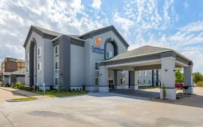 Comfort Inn & Suites