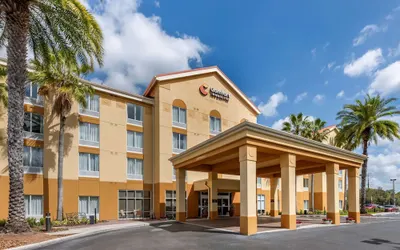 Comfort Inn & Suites Orlando North