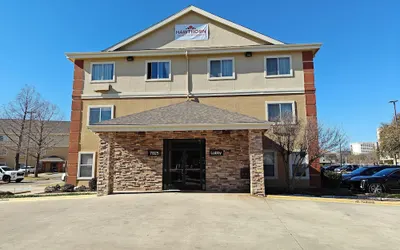 Hawthorn Extended Stay by Wyndham DFW Airport North