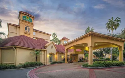 La Quinta Inn & Suites by Wyndham Tampa Brandon Regency Park