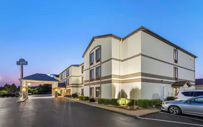 Best Western St. Clairsville Inn & Suites