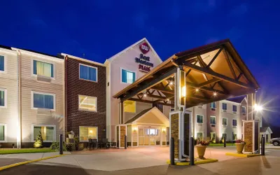 Best Western Plus Menomonie Inn & Suites