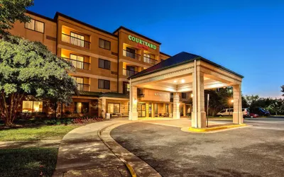 Courtyard by Marriott Springfield