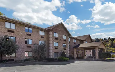 Comfort Inn Huntington near University area