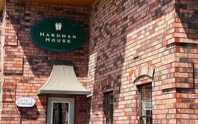 Hardman House Inn & Suites